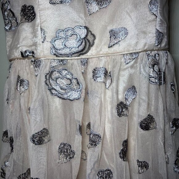 Gianni Bini Rose Embroidered Halter Gown - Picture 4 of 10